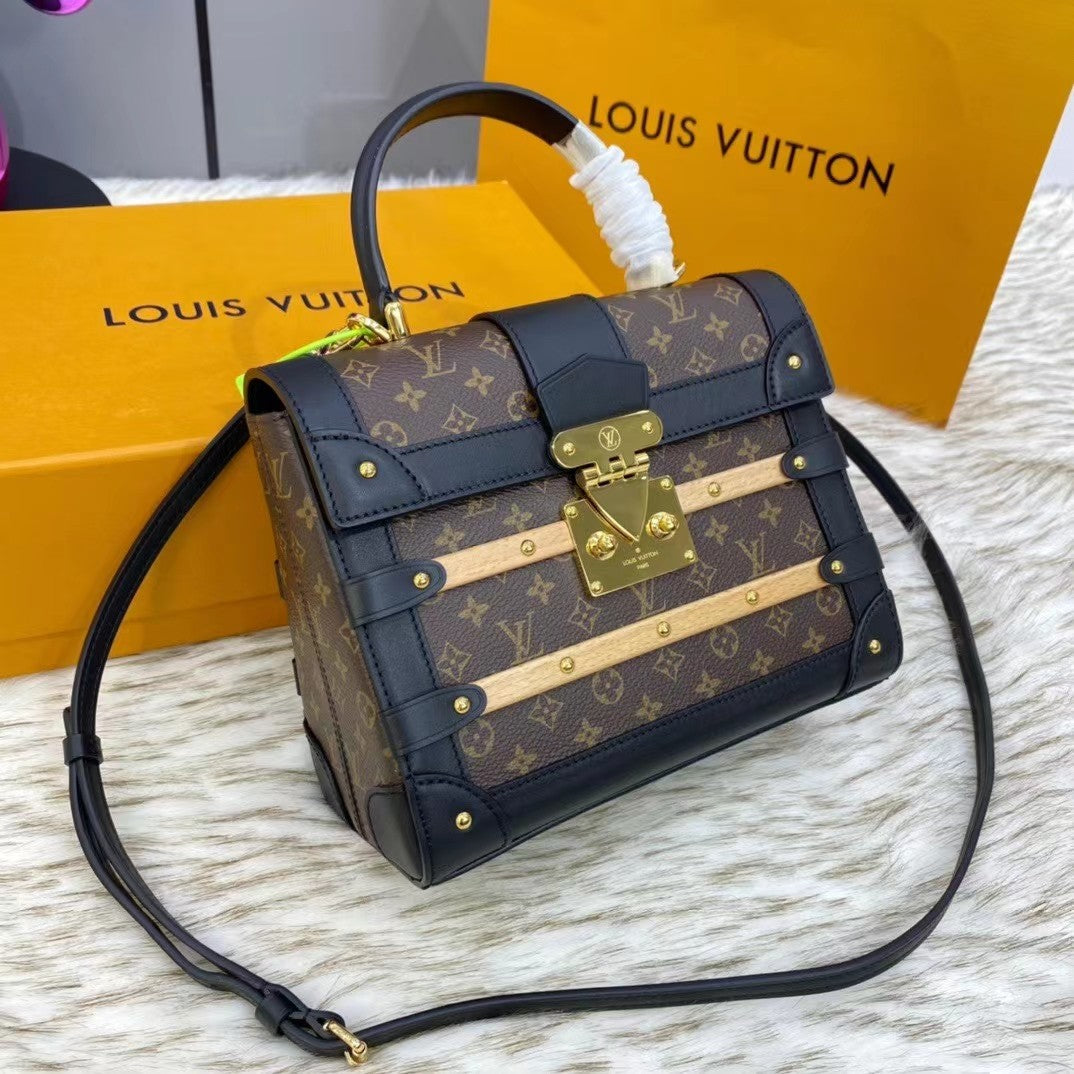 Trianon Small Handbag - Duty Free Edition M45908