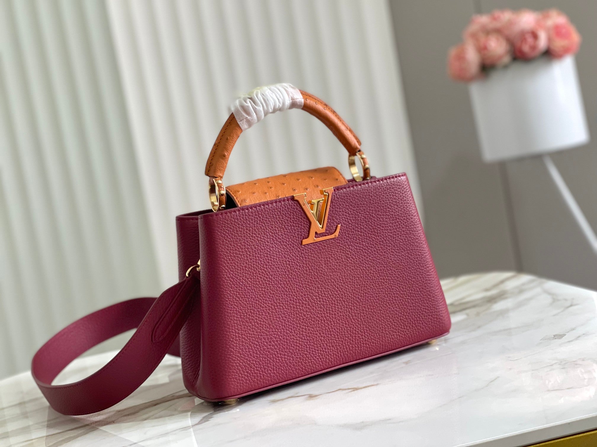 Capucines BB Handbag in Burgundy Ostrich Pattern