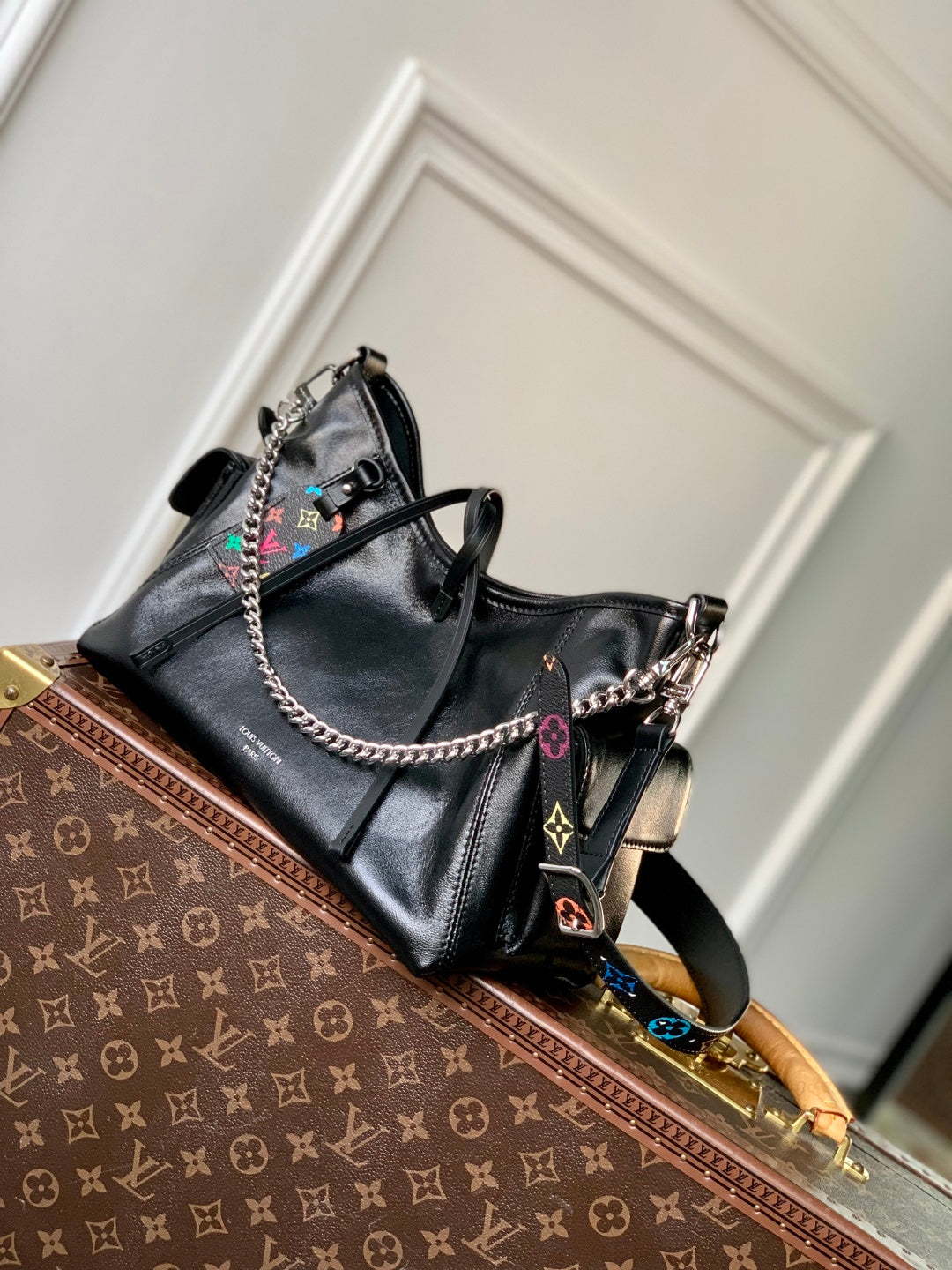Luxury LV Black CarryAll Cargo Handbag in Soft Sheep Leather
