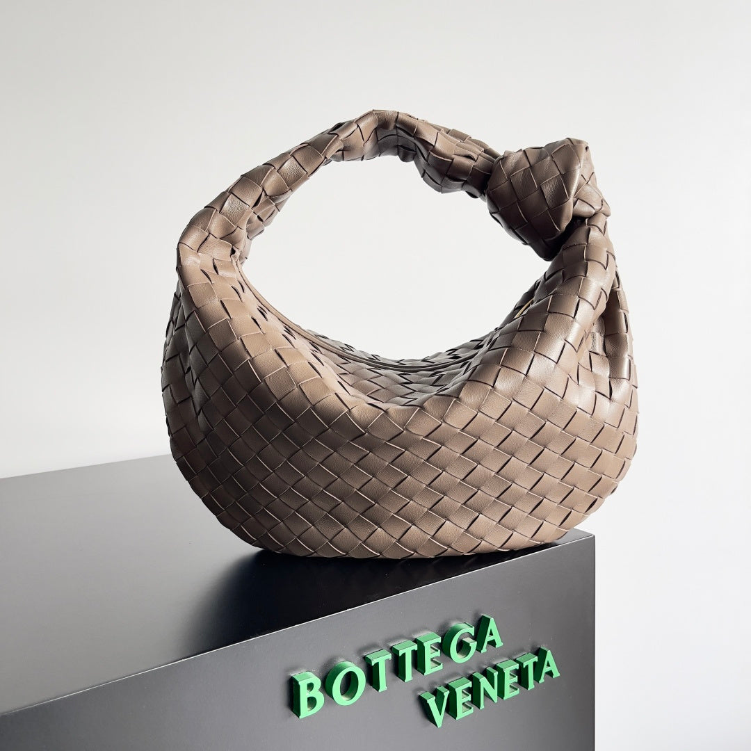 Medium Pine Cone Brown Bottega Veneta Jodie Handbag