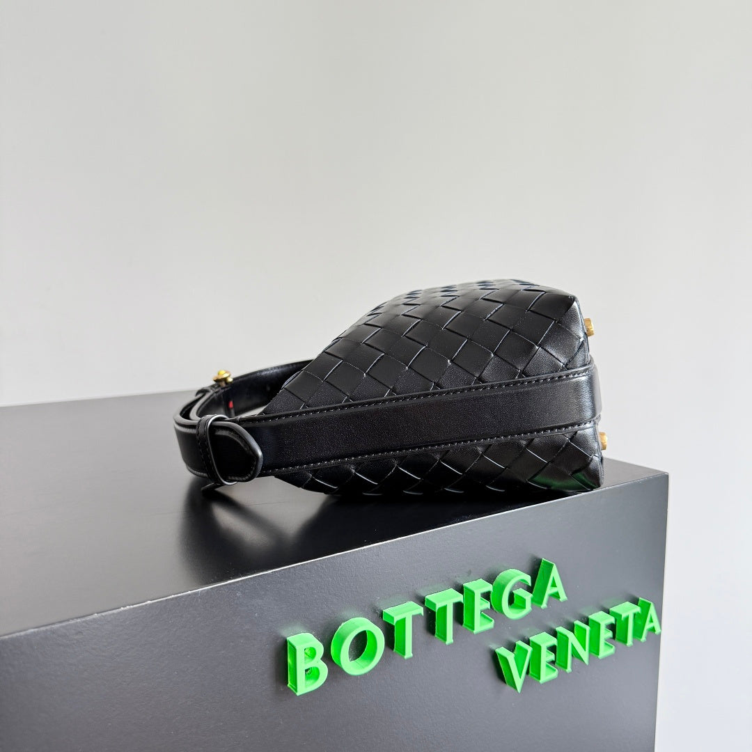 Bottega Veneta Year of the Snake Limited Edition Wallace Lunch Bag