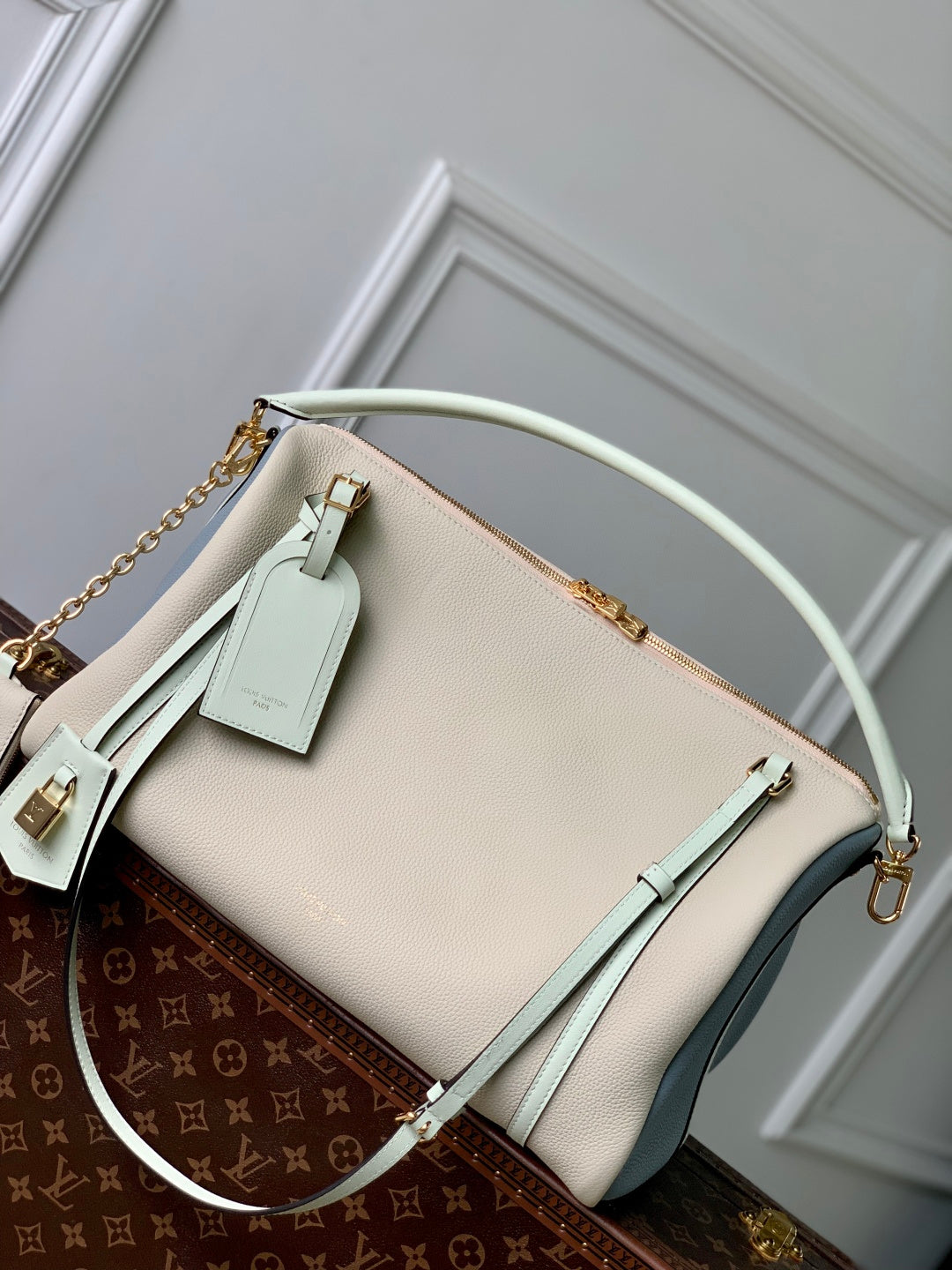 Louis Vuitton M13668 Milkshake White - Fall/Winter 2025 Collection