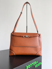 ** Bottega Veneta Andiamo Men's Backpack 2025 - Sleek & Functional

**