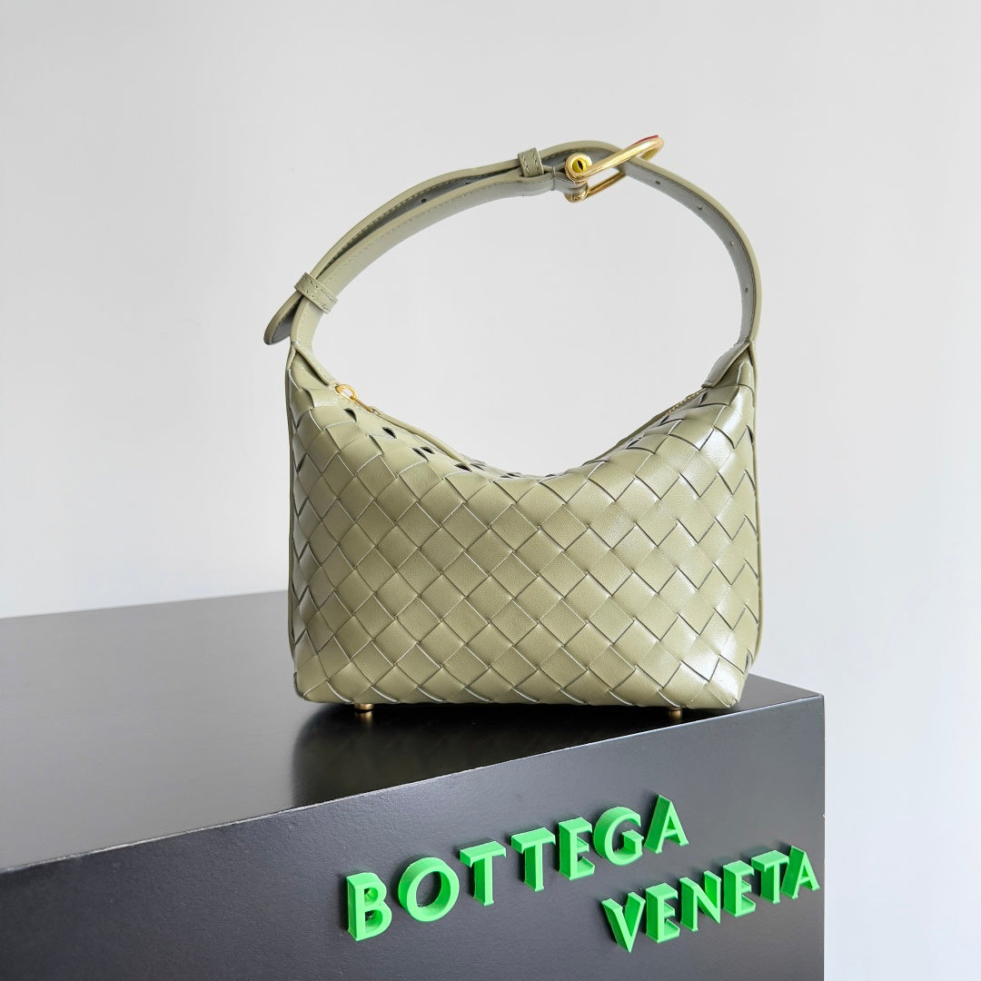 Bottega Veneta Year of the Snake Limited Edition Intreccio Lunch Bag