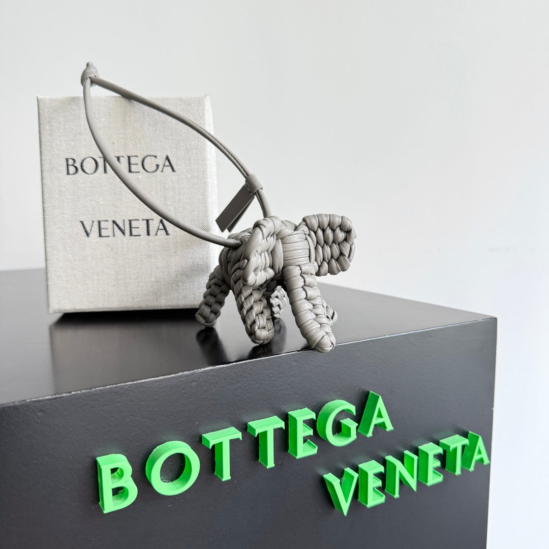 Bottega Veneta Woven Elephant Pendant - Elegant Keychain Accessory