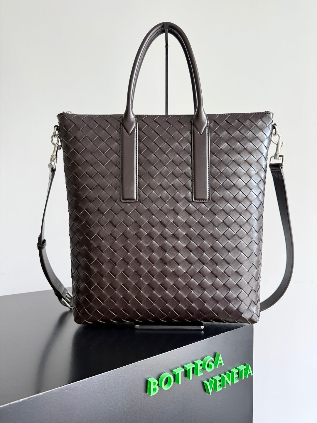 Bottega Veneta 2025 Intrecciato Woven Soft Briefcase for Men