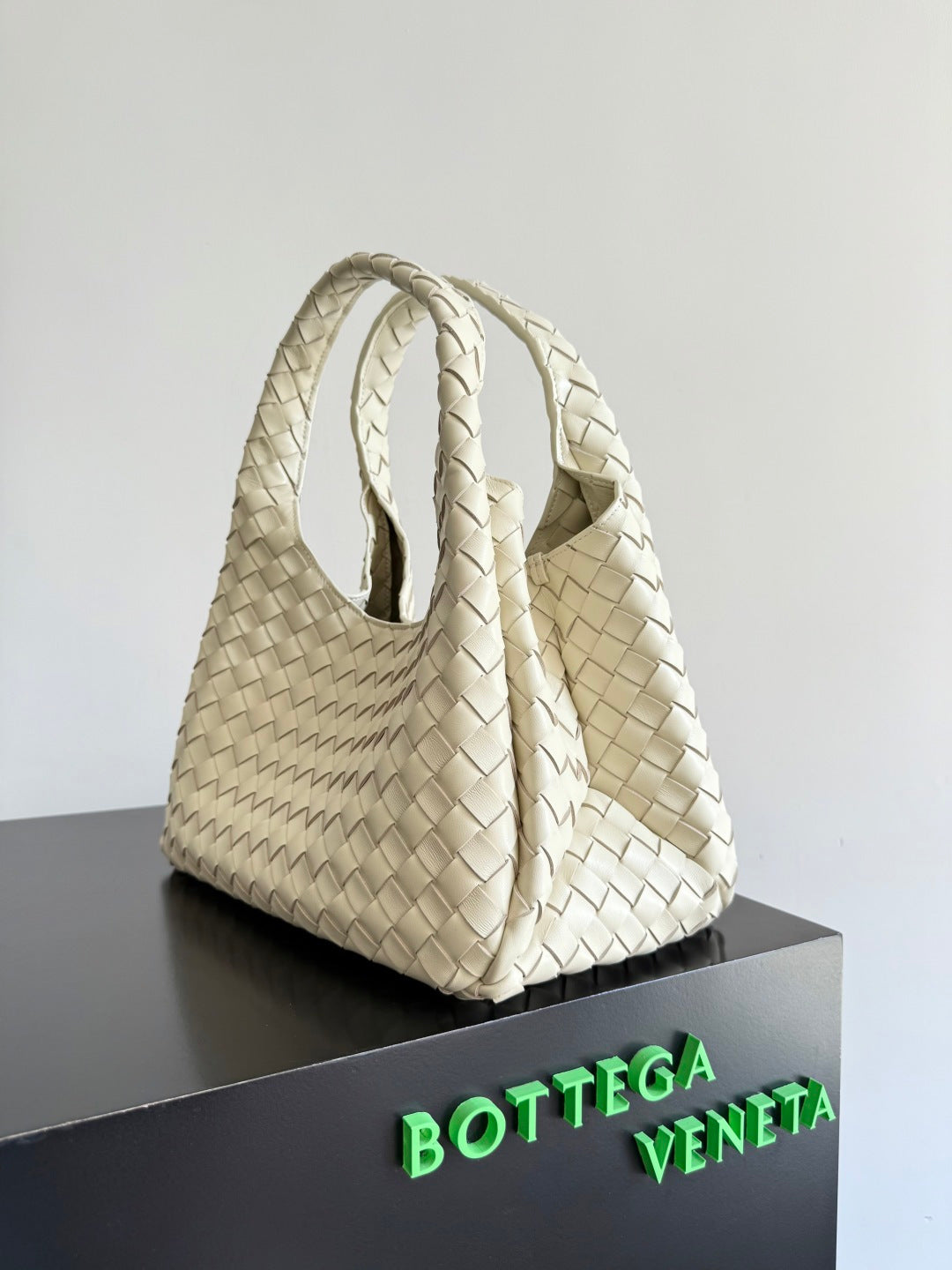 Bottega Veneta 2025 Campana Shoulder Bag - Lightweight Elegance