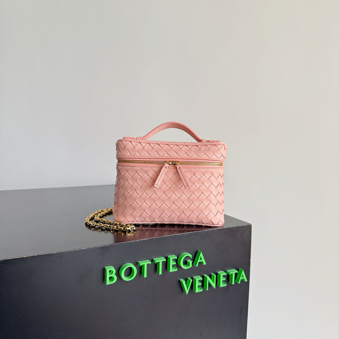 Bottega Veneta Women's Rose Pink Soft Vanity Cosmetic Bag