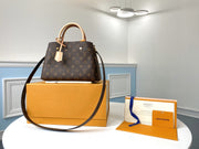 Duty-Free M41055 Luxury Handbag - Limited Availability
