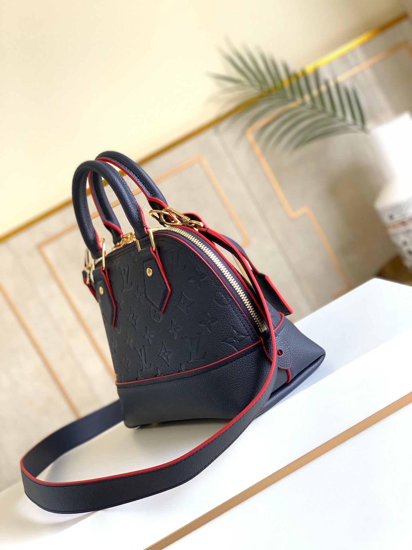 BB M44829 Blue Designer Bag - Duty-Free Exclusive