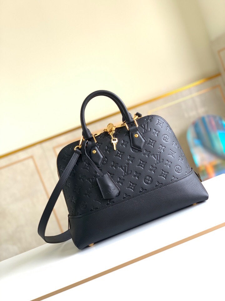 Exclusive LVa M44832 Black Handbag - Size 35x23x15 CM