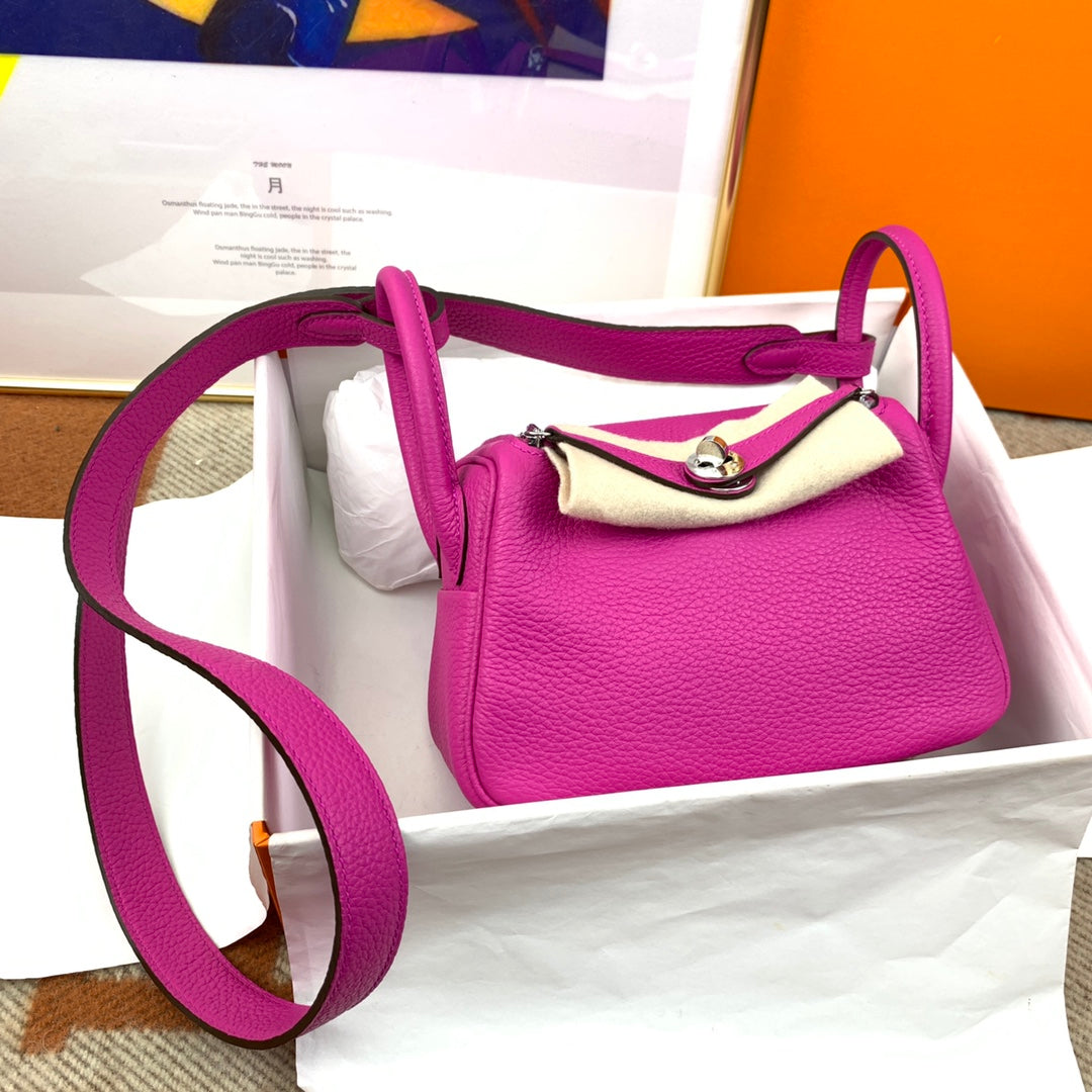 Handmade Minilindy Leather Bag - Magnolia Powder with Silver Buckle