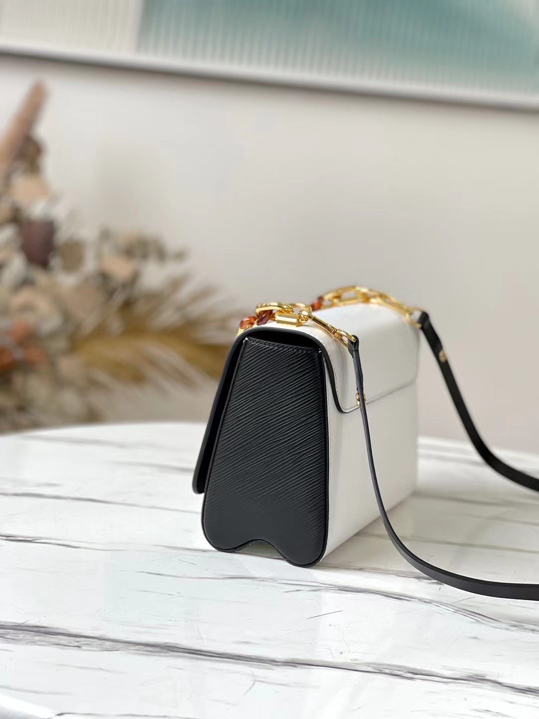 M58715 White Epi Leather Water Ripple Twist Medium Handbag