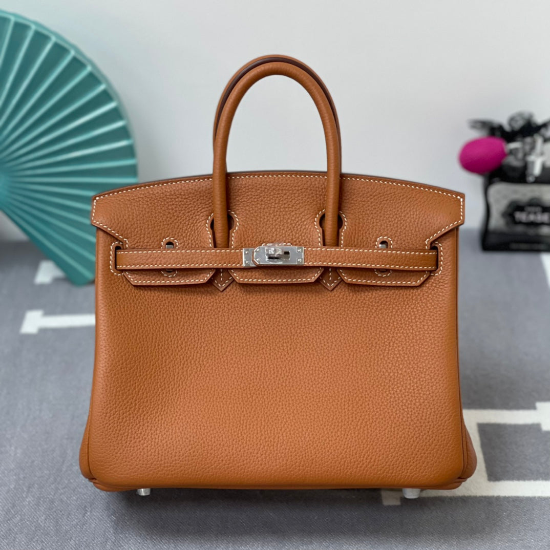 Platinum Togo Leather Handbag - Golden Brown with Silver Buckle