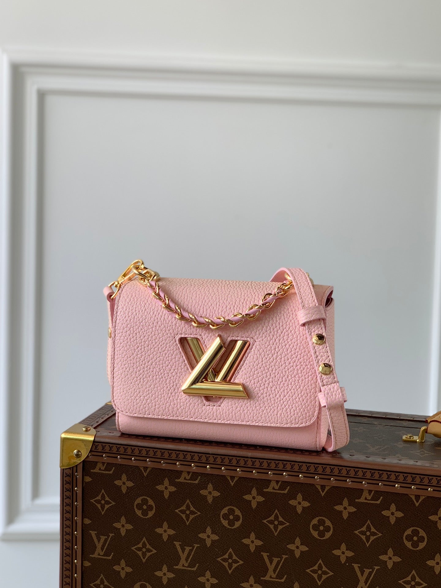 LV Twist Handbag - Pearlescent Pink Iridescent Leather