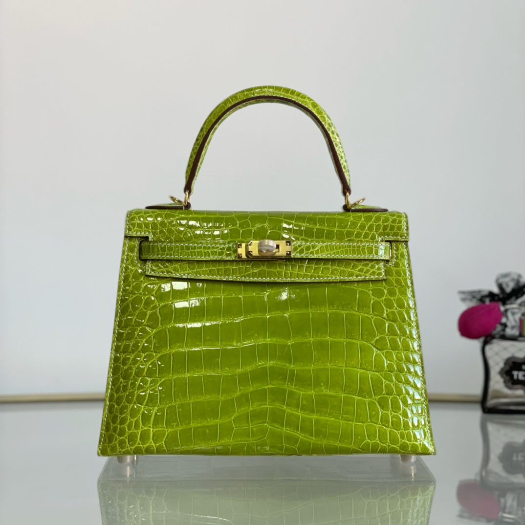 High Gloss Apple Green Kelly 25 - Special Offer