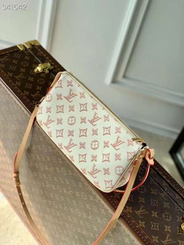 Louis Vuitton Epi Leather White BUCI Handbag