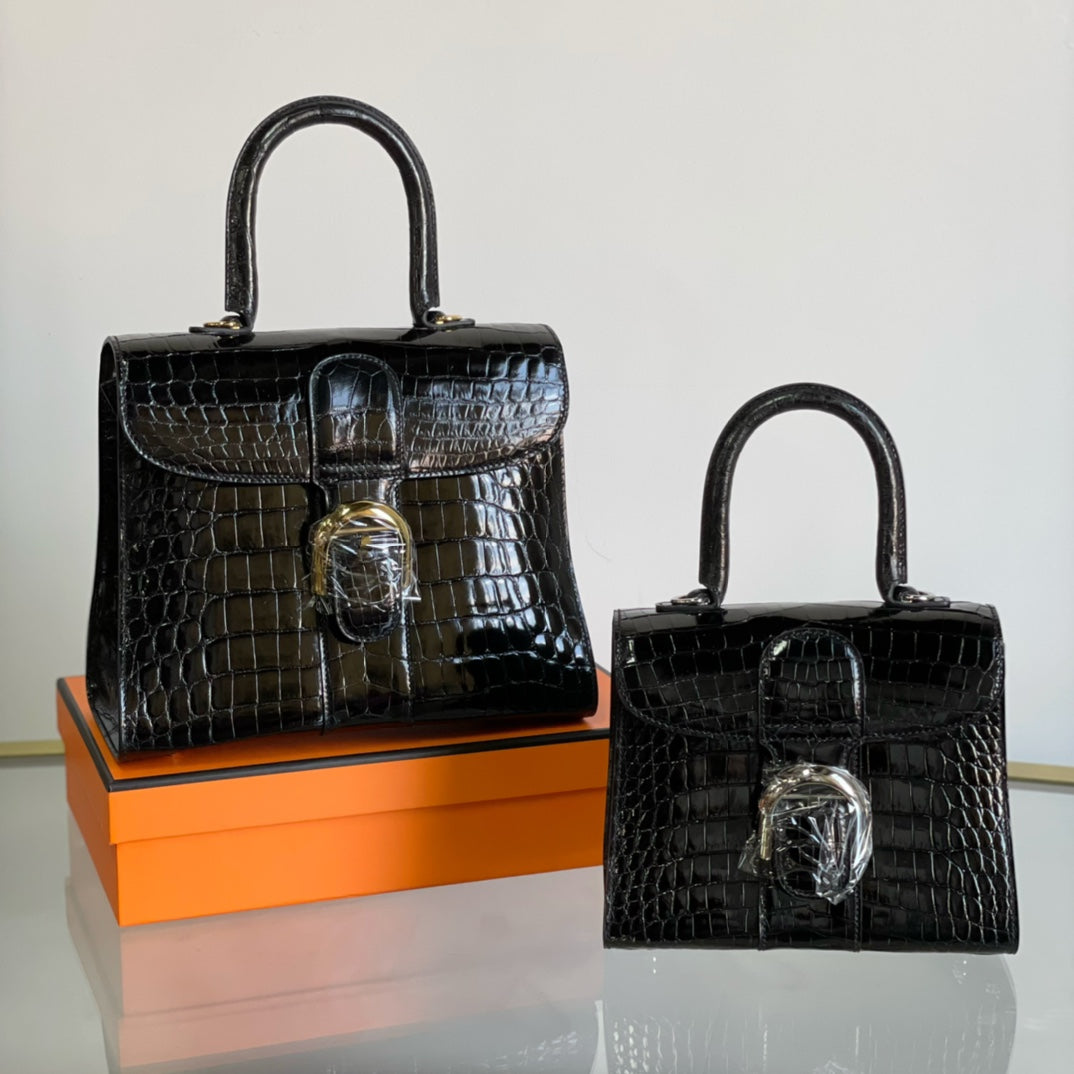 Delvo Glossy Black Leather Handbag