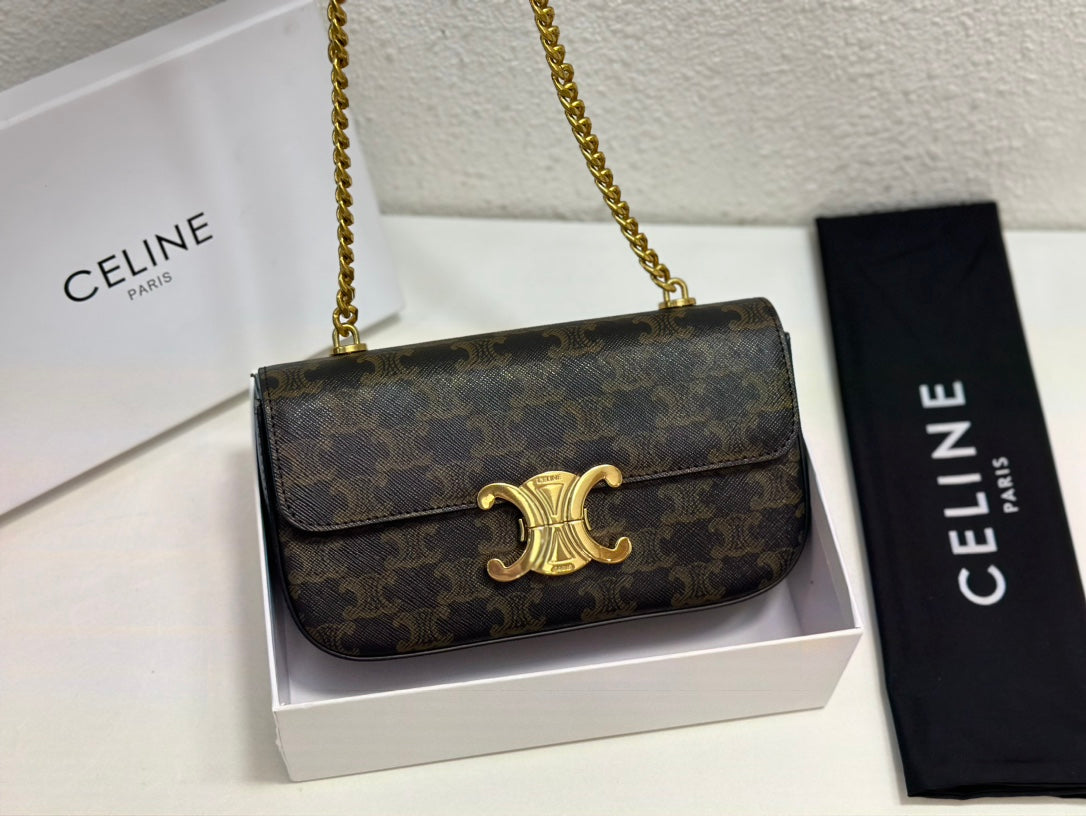 Elegant Celine Chain Armpit Bag in Smooth Cowhide