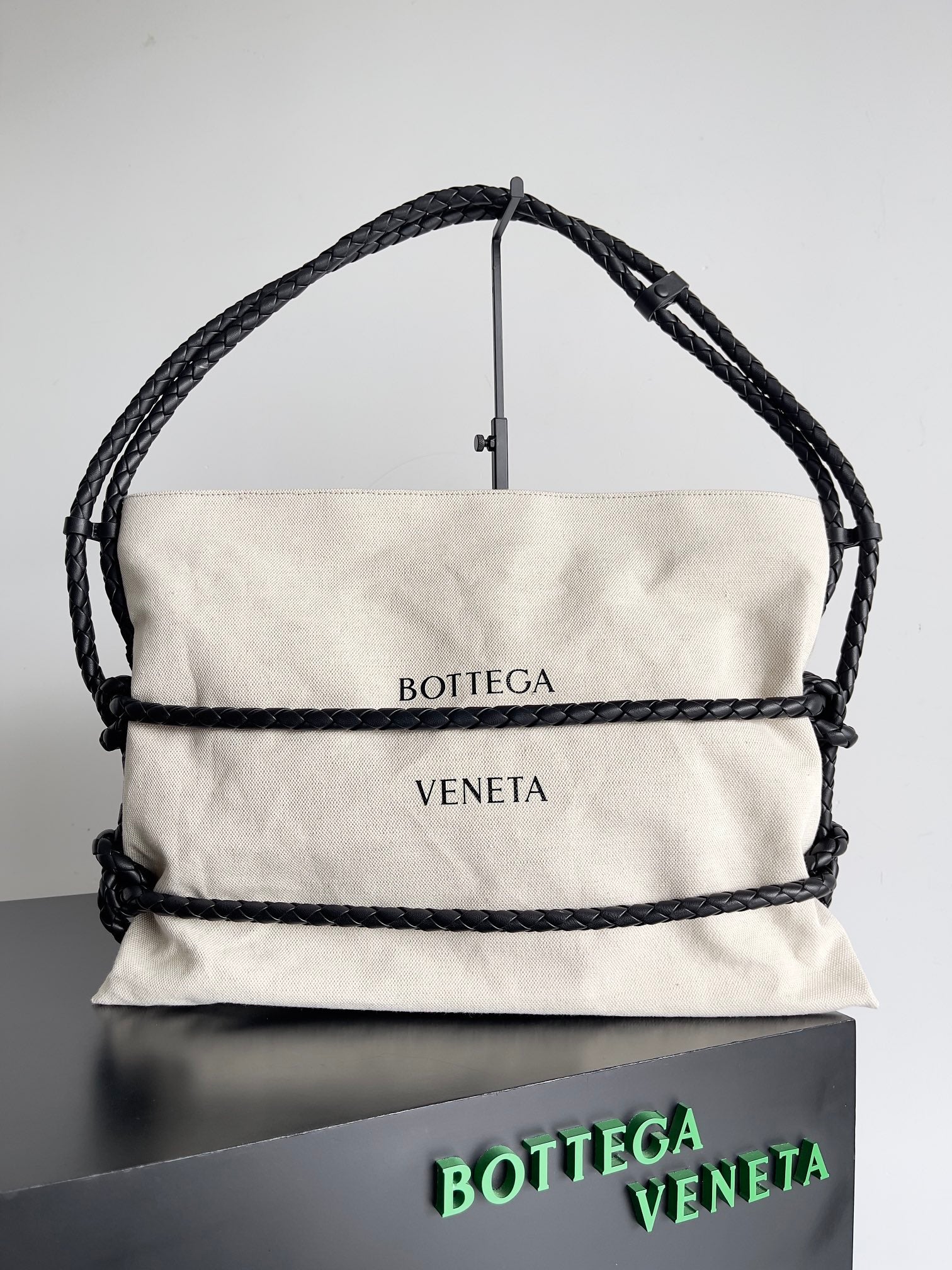 ** Bottega Veneta Limited Edition Rope Canvas Tote Bag - 2023

**