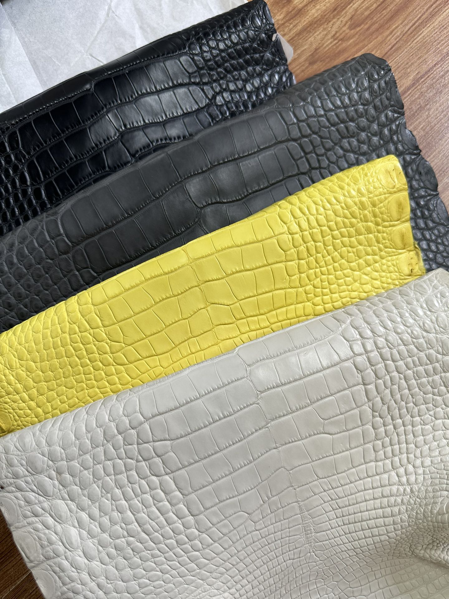 Matte Leather Tote - Lemon Yellow & Glacier White