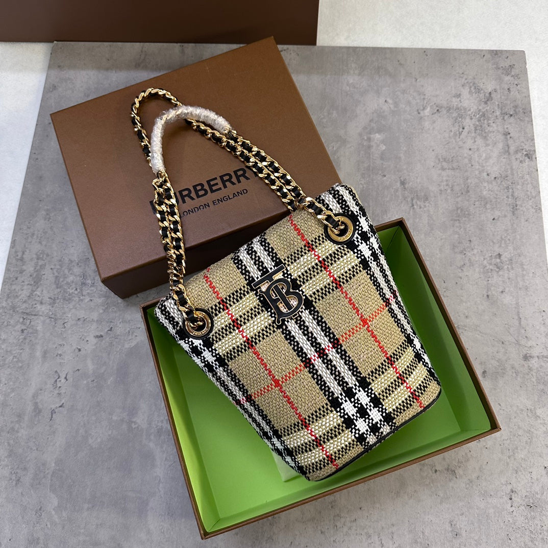 Lola Mini Bucket Bag - Chic Quilted Tweed Fashion