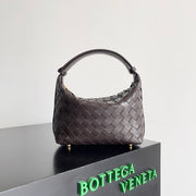 BV Bodie Handwoven Nappa Lambskin Lunch Bag