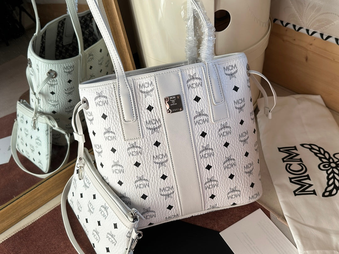 MCM Liz Visetos Double-Sided Shopping Bag - White