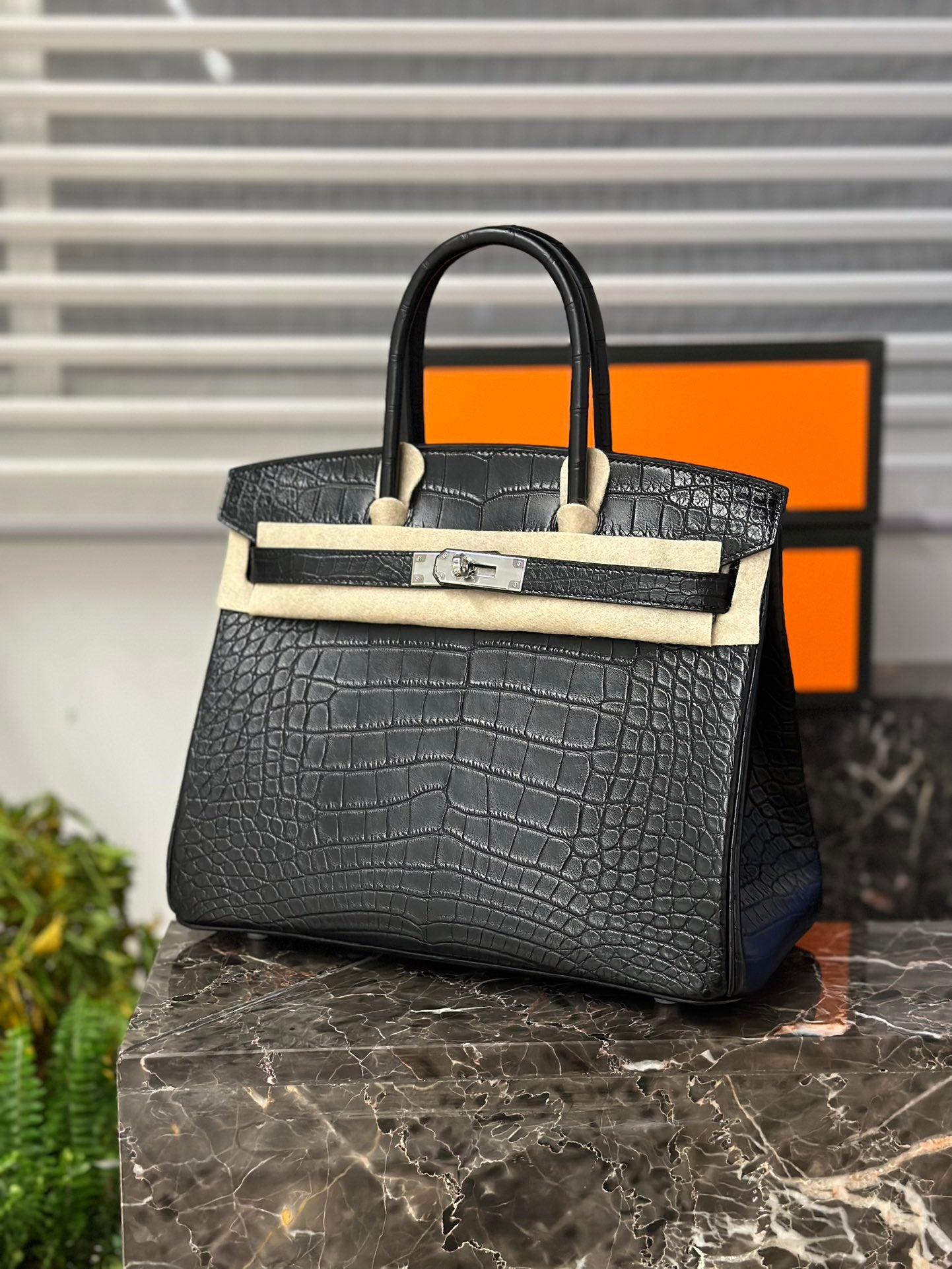 Premium Platinum 30 Black Silver Matte Leather Handbag