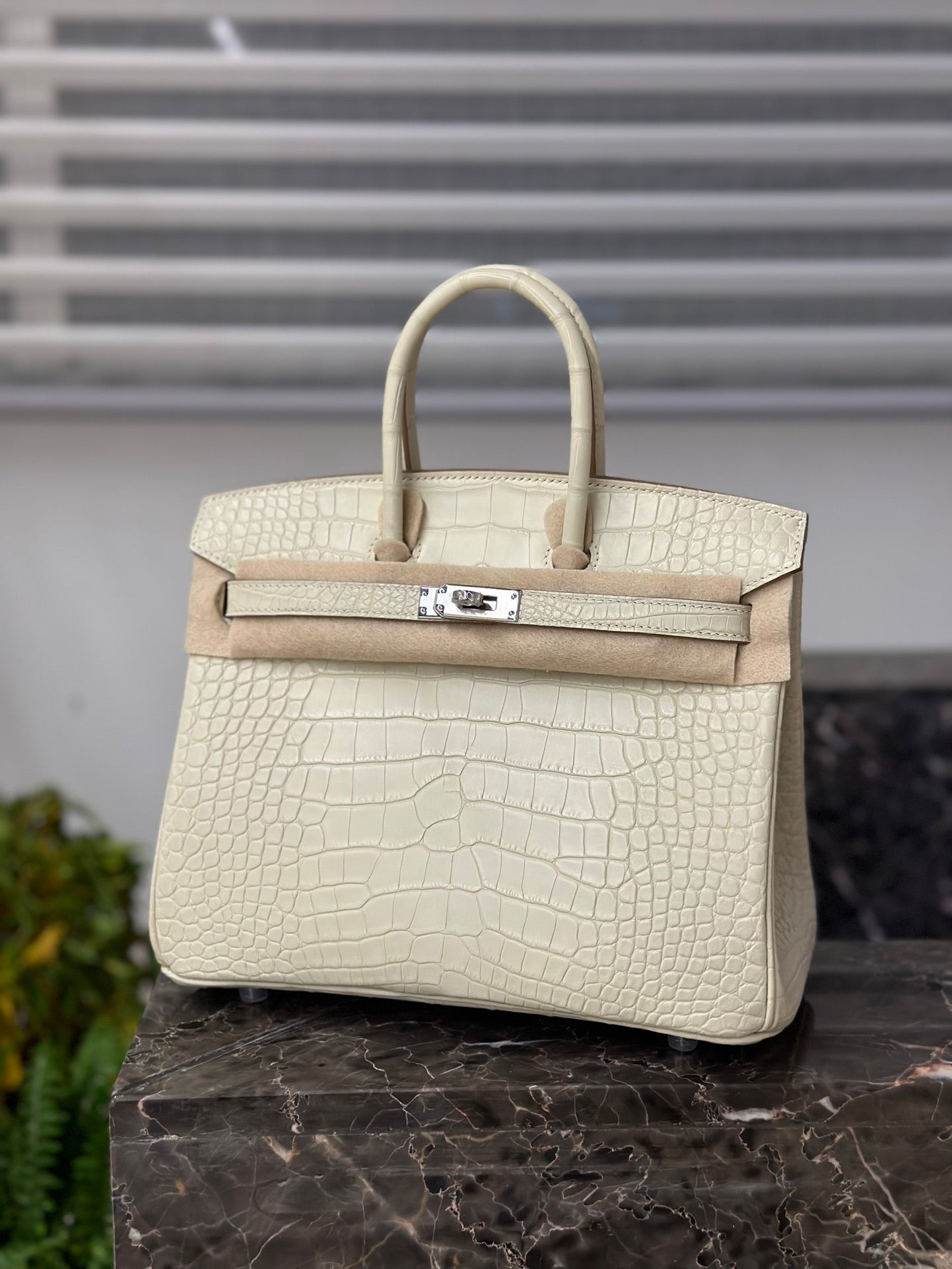 Platinum 25 Matte American Leather Belt - Glacier White with Silver Buckle