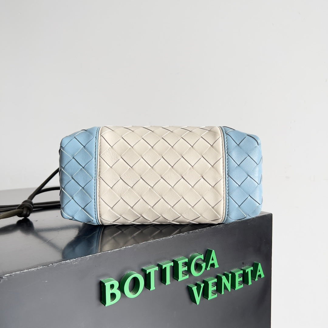Bottega Veneta Color Block Loop Camera Bag â€“ Premium Lambskin