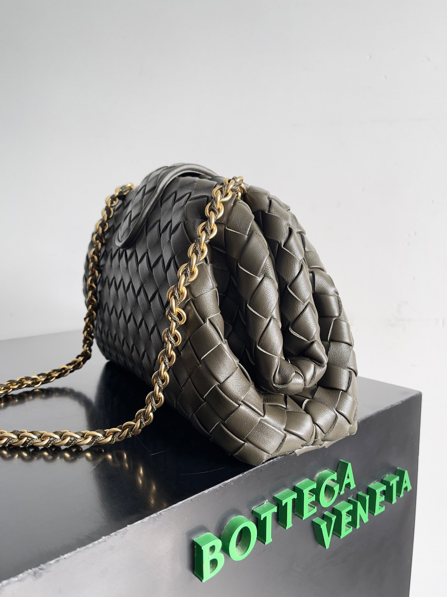 Bottega Veneta Ladies' Lauren Clutch - Elegant Chain Bag