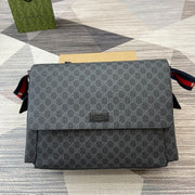 Gucci GG Supreme Mommy Bag - Unisex Style