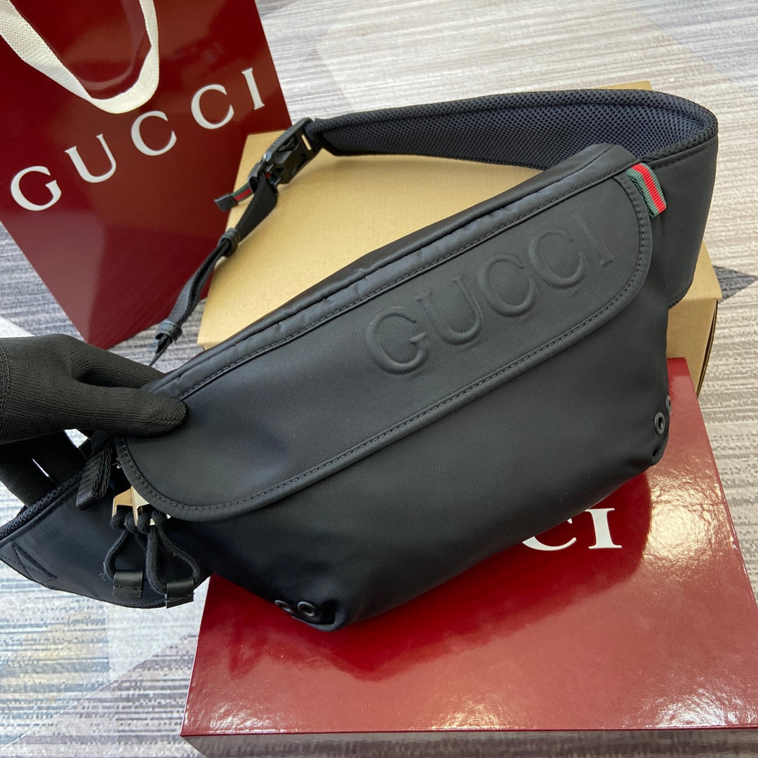 Gucci Small GG Waist Bag - Classic Men's Sports Style