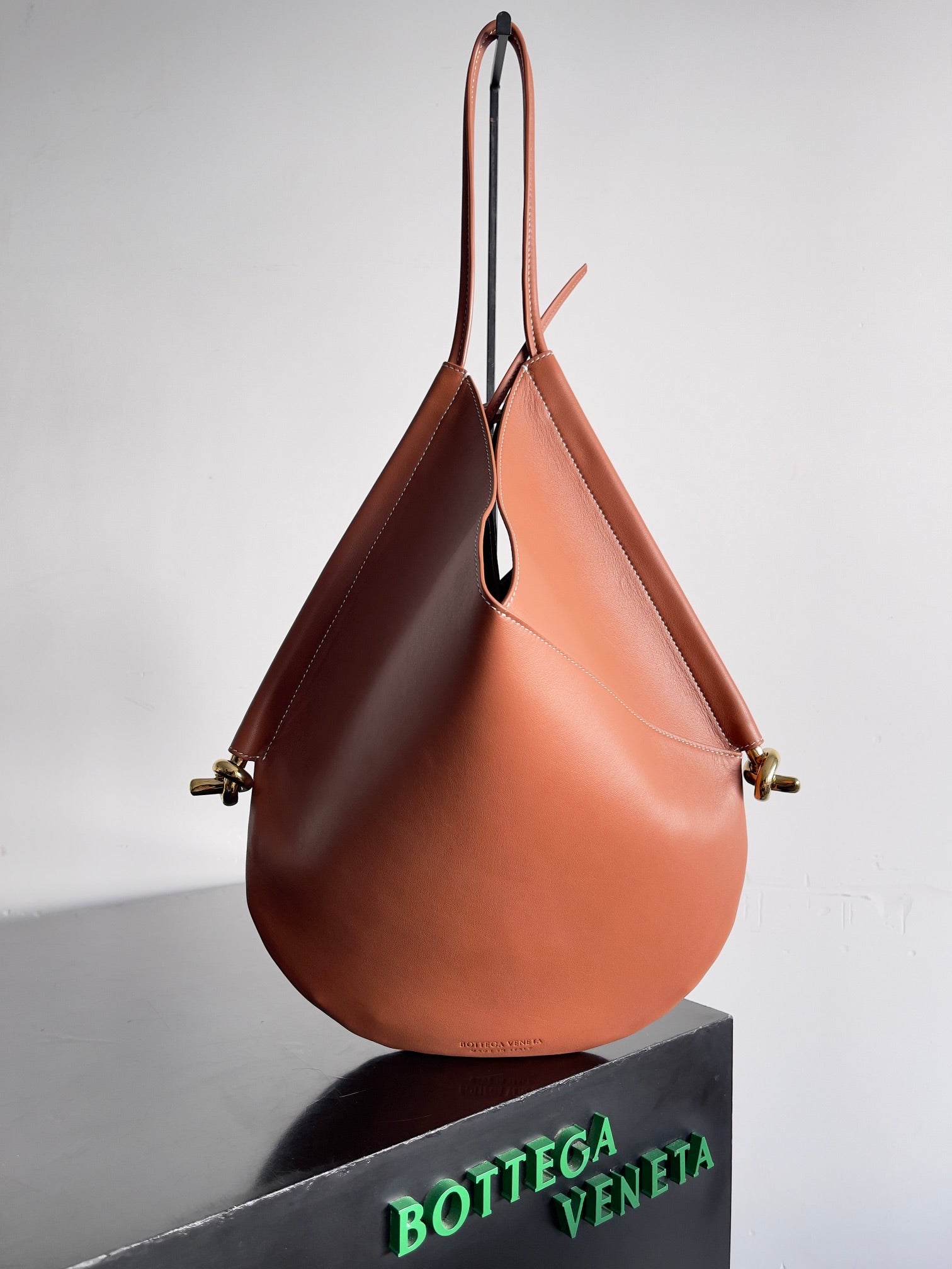 Bottega Veneta Women's Medium Solstice Shoulder Bag - Timeless Elegance