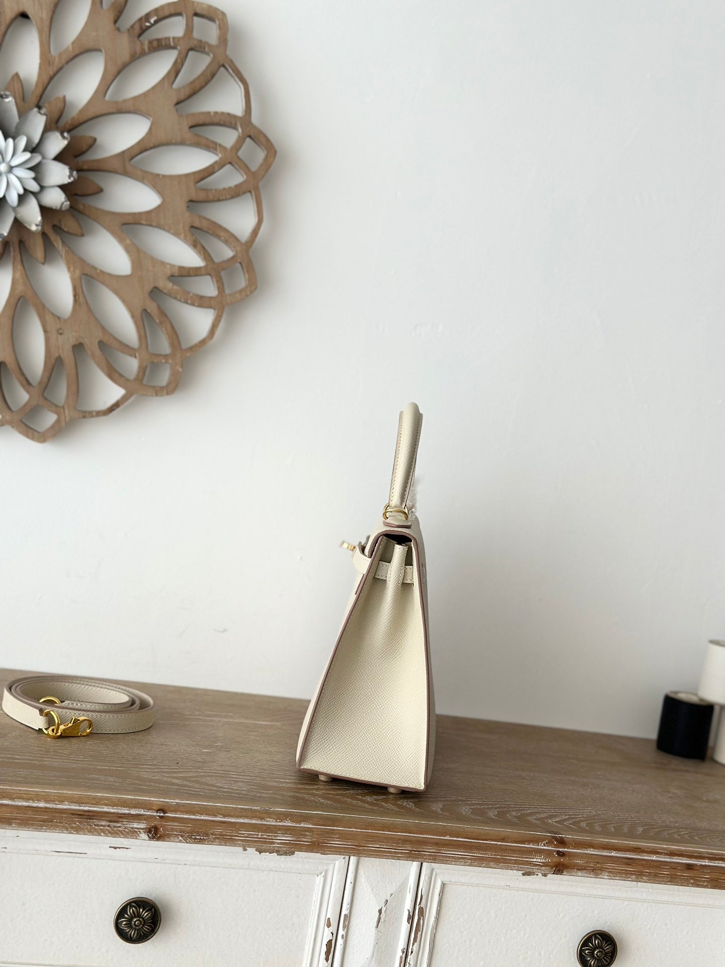 Semi-Handmade Beeswax Thread | Milkshake White with Gold Buckle