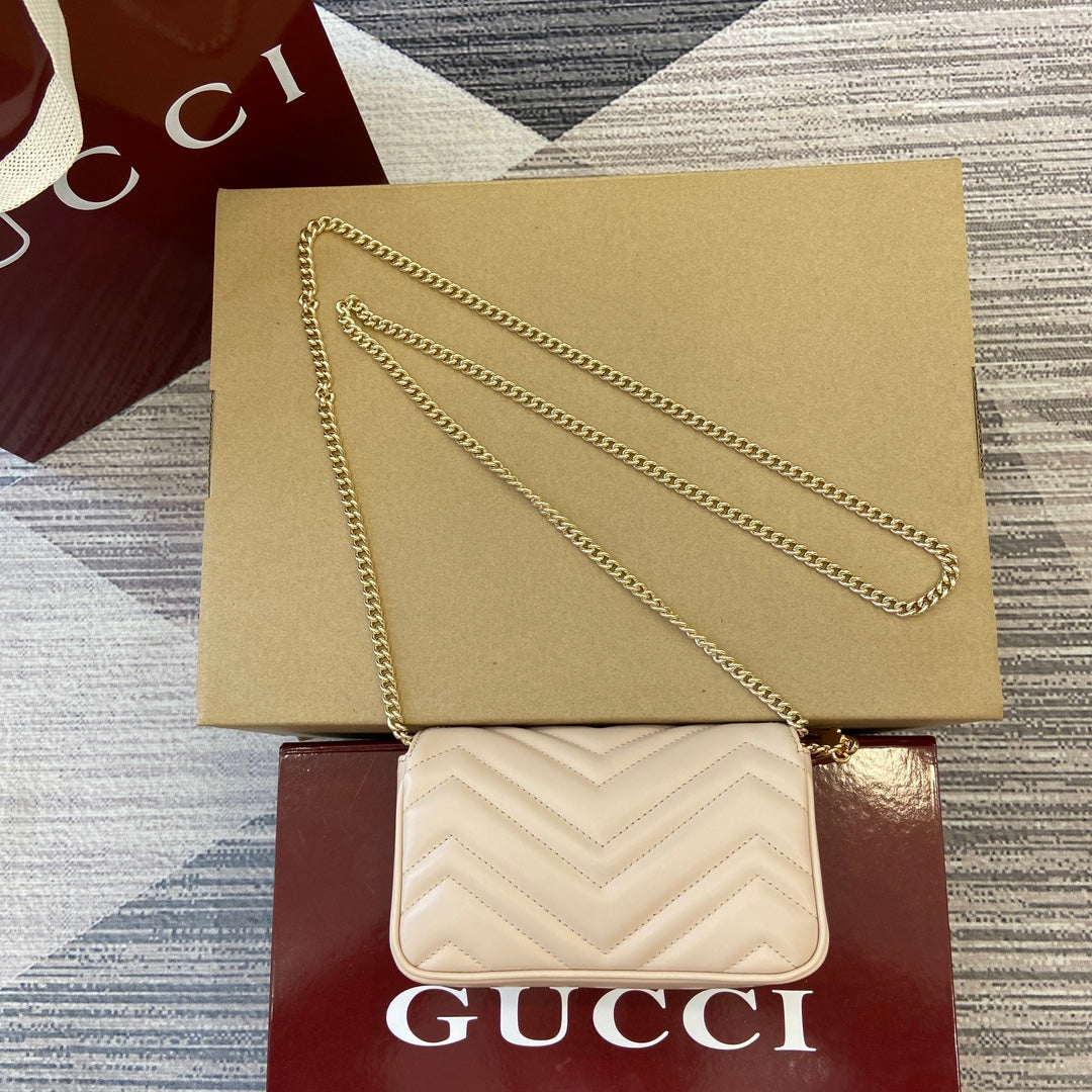 Gucci GG Marmont Super Mini Handbag in Light Pink