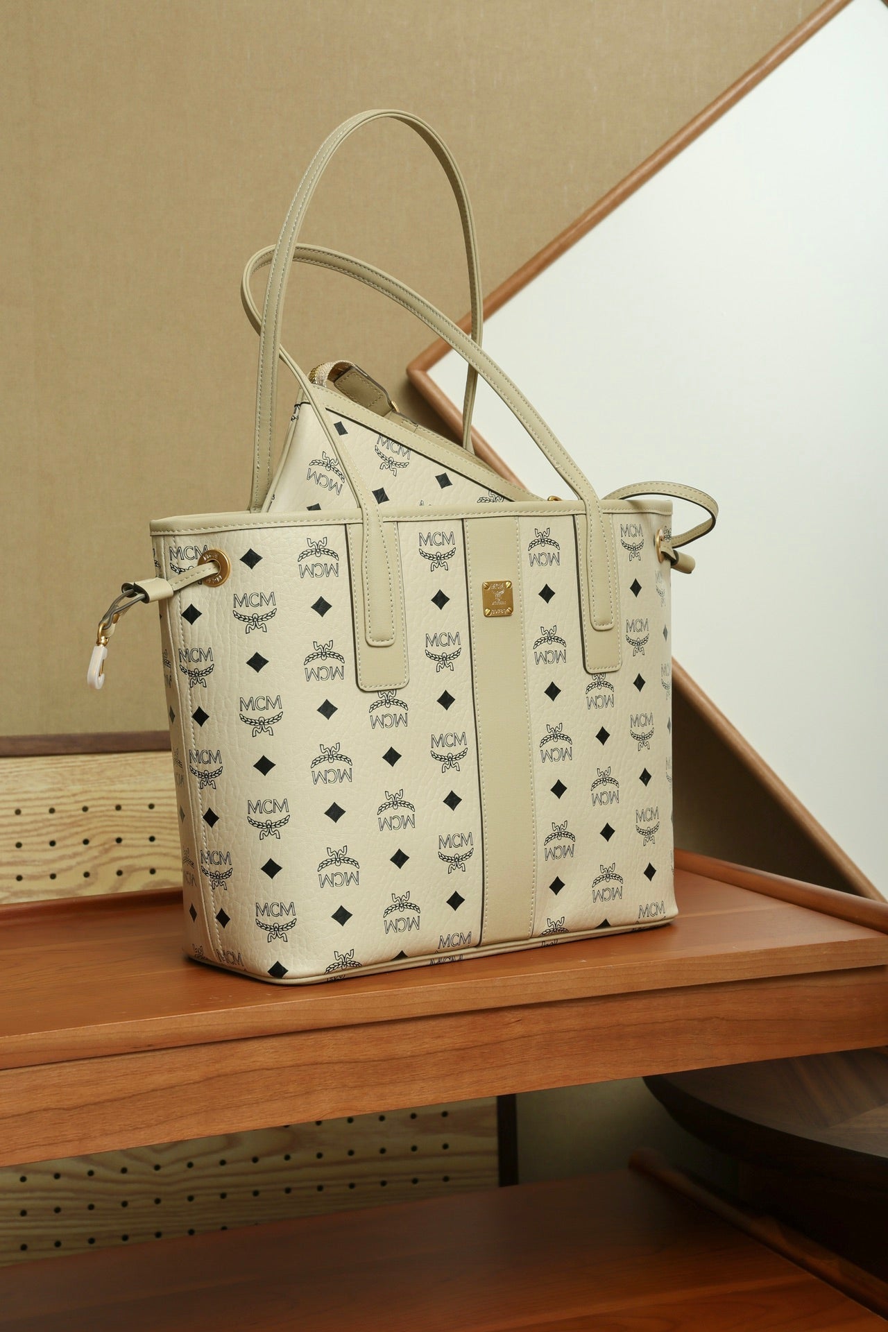 MCMLiz Visetos Double-Sided Beige Shopping Bag