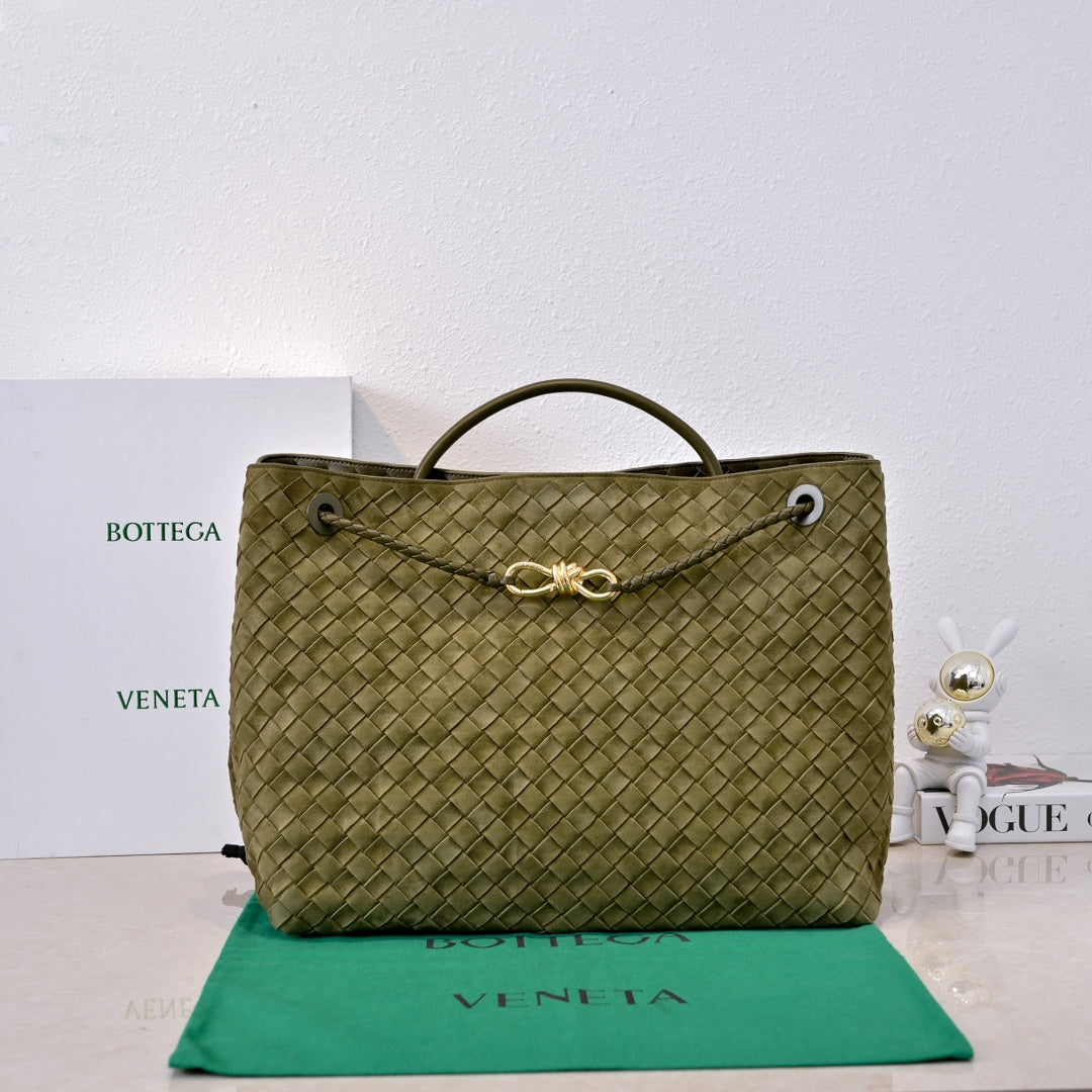 Luxury Deerskin Andiamo Bag - Versatile & Spacious for Every Occasion