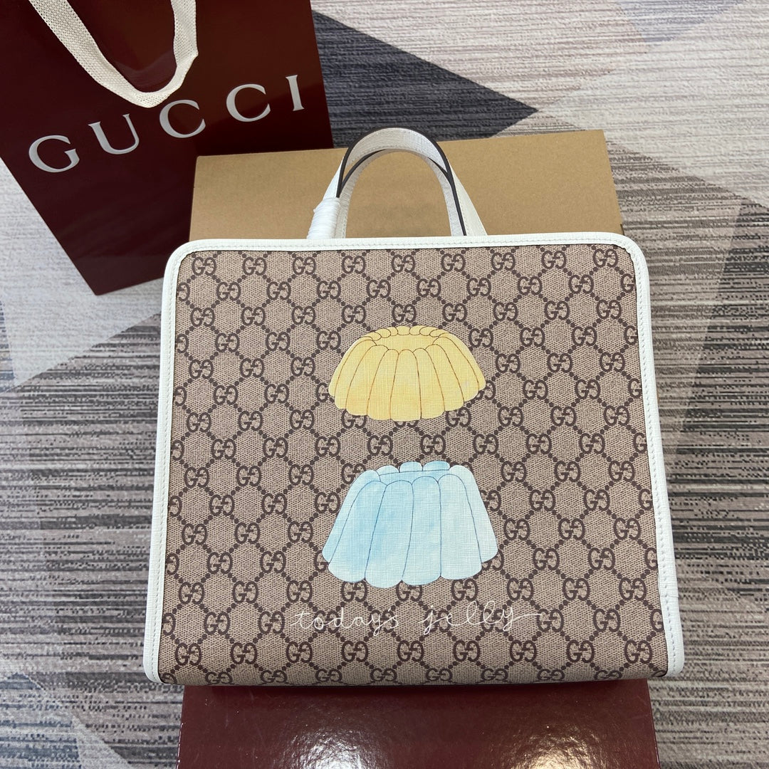Gucci GG Supreme Kitten Print Tote Bag by Naon Jeong