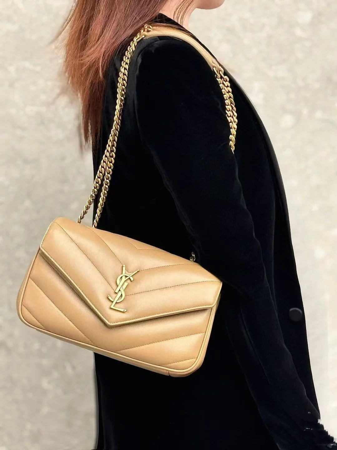 Luxurious Soft Texture Throw Blanket