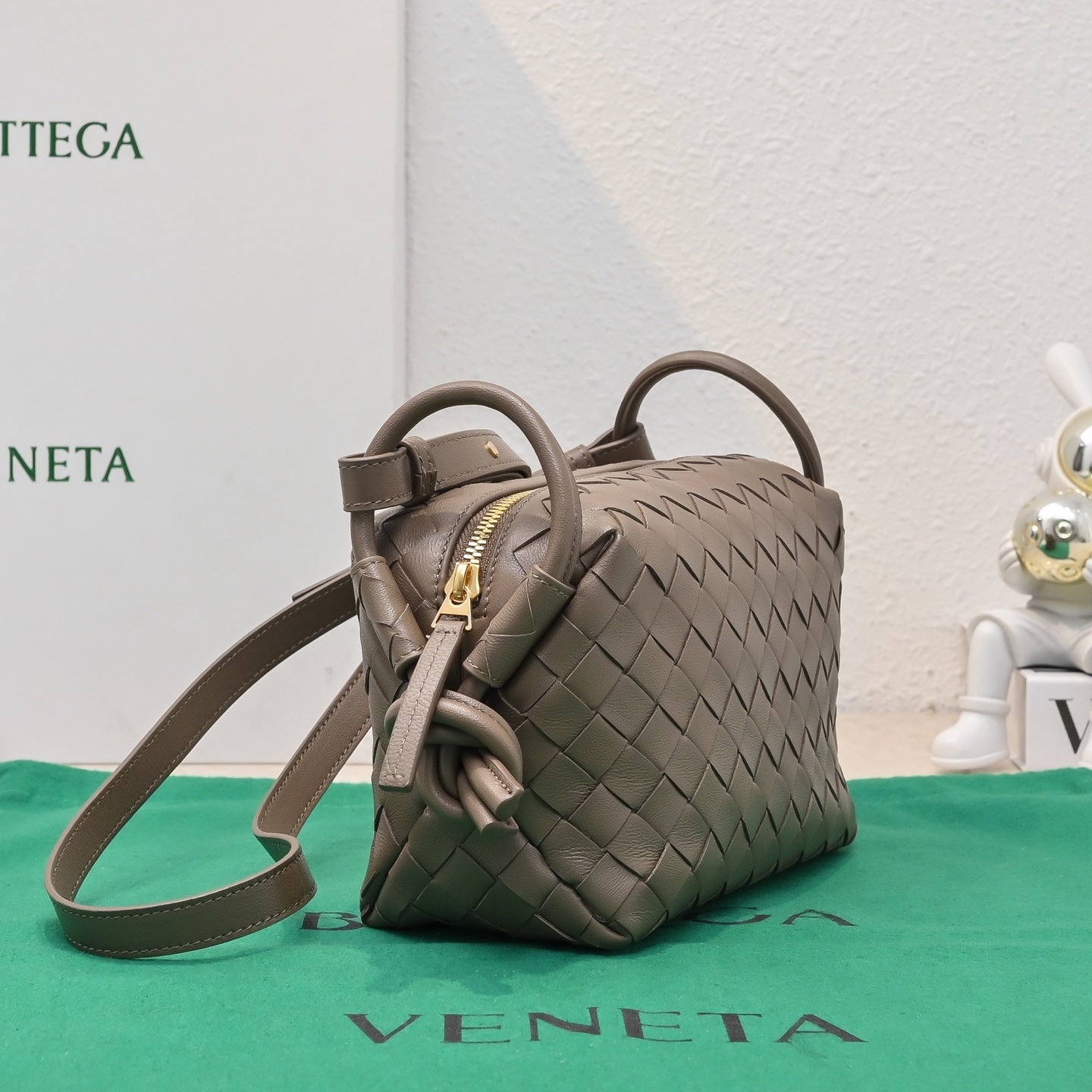 Bottega Veneta Loop Bag - Versatile Lightweight Camera Bag