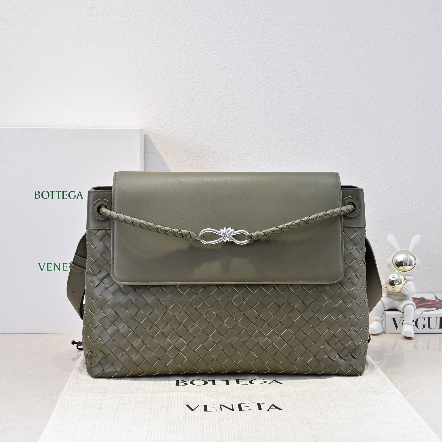 Bottega Veneta 2025 Men's Andiamo Backpack - Sleek & Functional