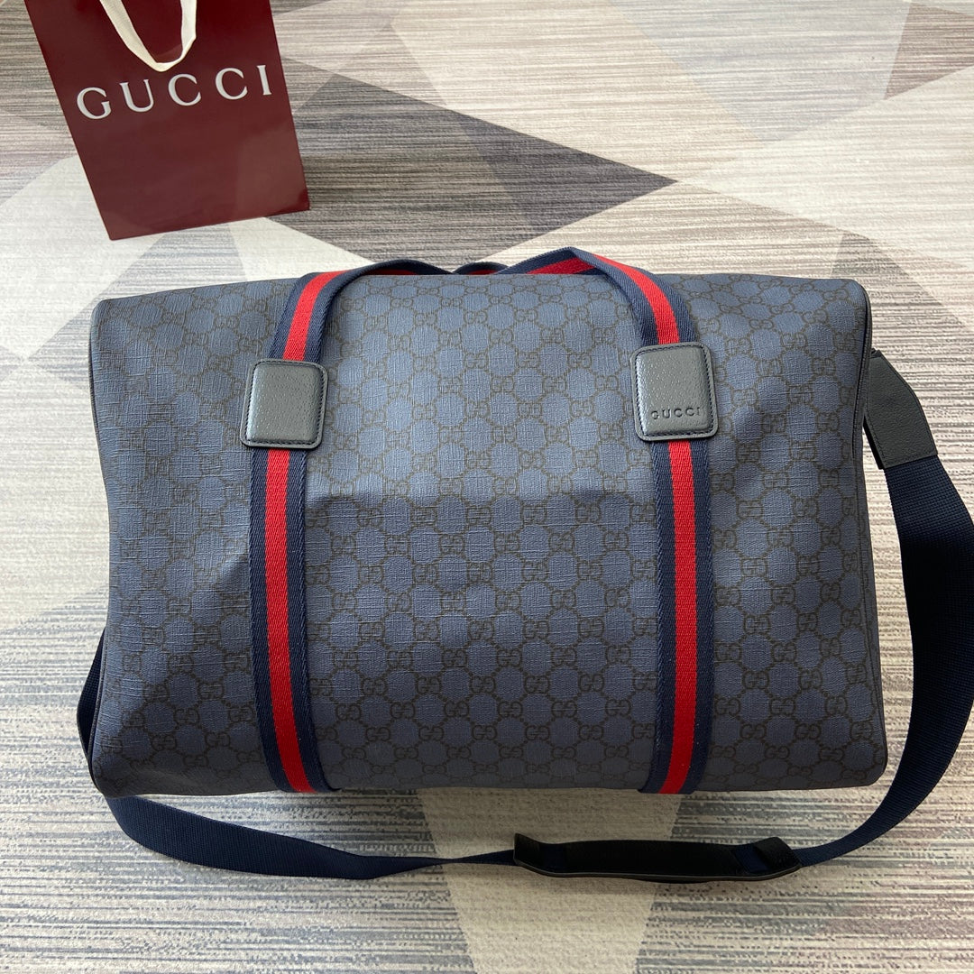 Gucci GG Supreme Canvas Travel Bag - Beige & Ebony