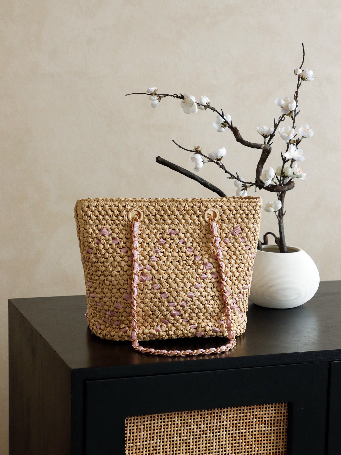 Handwoven Raffia & Rattan Shopping Bag - Small Apricot Powder