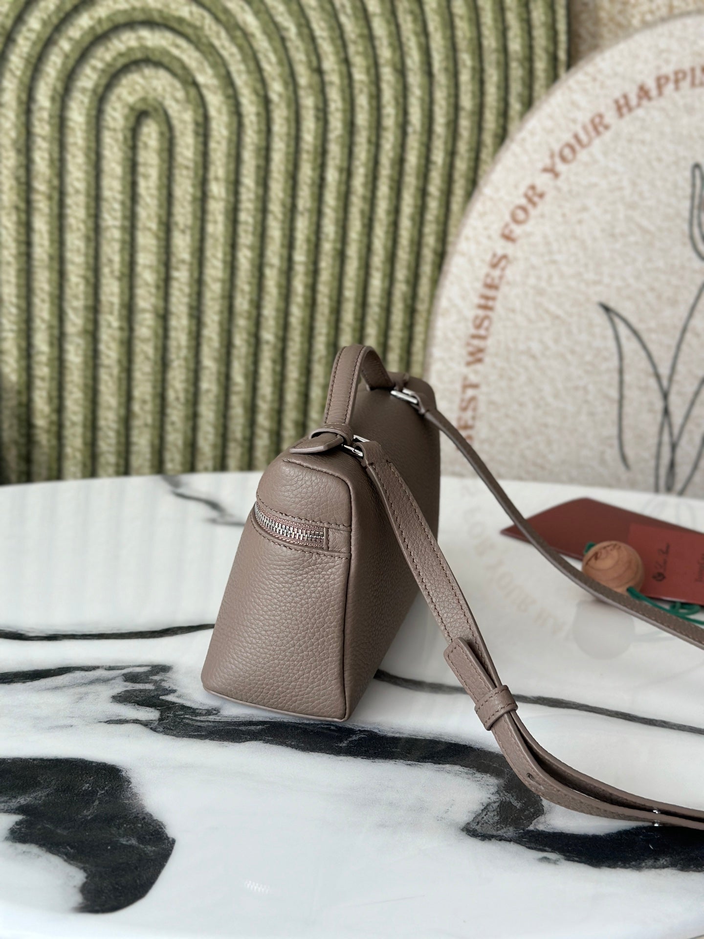 L19 Elephant Gray Handbag with Silver Buckle - Versatile Shoulder Strap